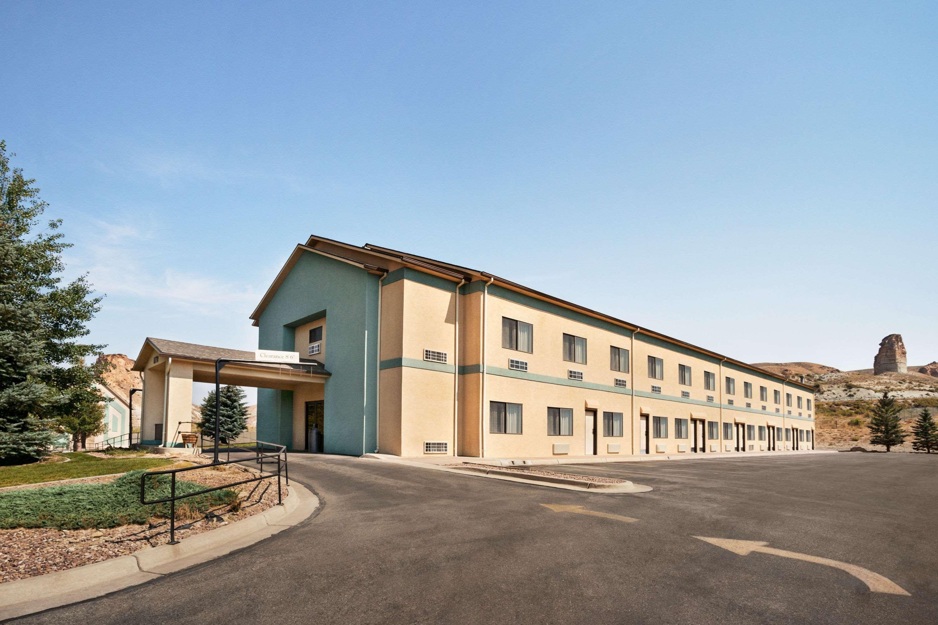 Travelodge By Wyndham Green River Wy Exterior photo